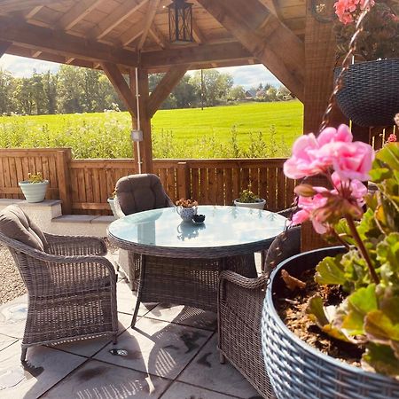 'Wardlaw View' Luxury Studio Apartment With Stunning View Kirkhill Esterno foto
