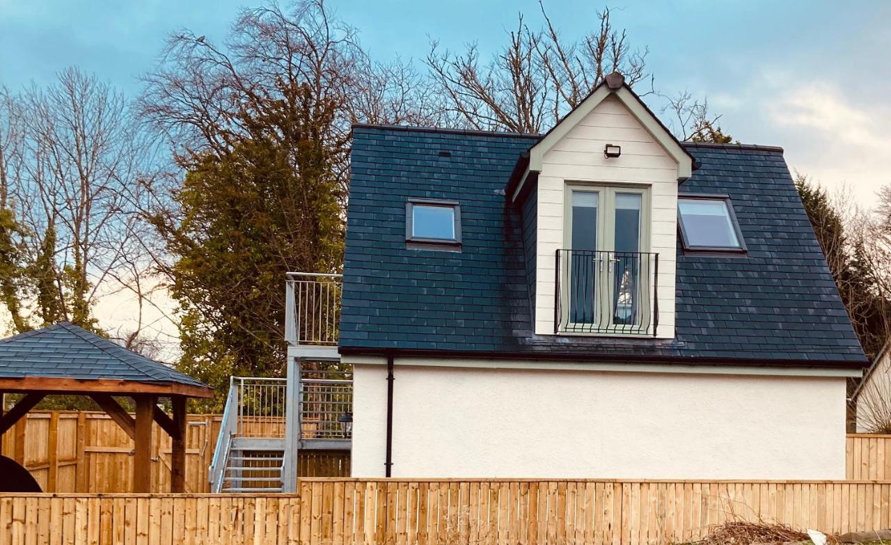 'Wardlaw View' Luxury Studio Apartment With Stunning View Kirkhill Esterno foto